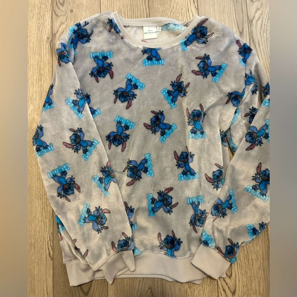 Disney brand fuzzy Stitch pullover sweatshirt medium